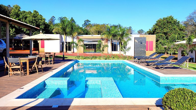 Chacara Valle da Lua 7 suites para 30 pessoas