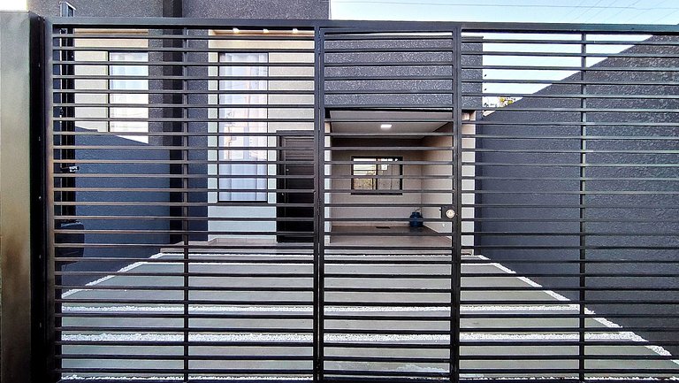 Casa Moderna com OFURO próximo as Cataratas e Argentina