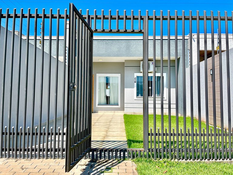 Casa piscina prox Cataratas e aeroporto