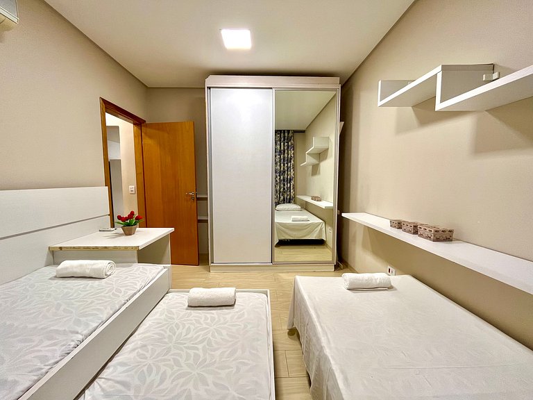 Casa Nova quintal amplo prox Cataratas e Centro