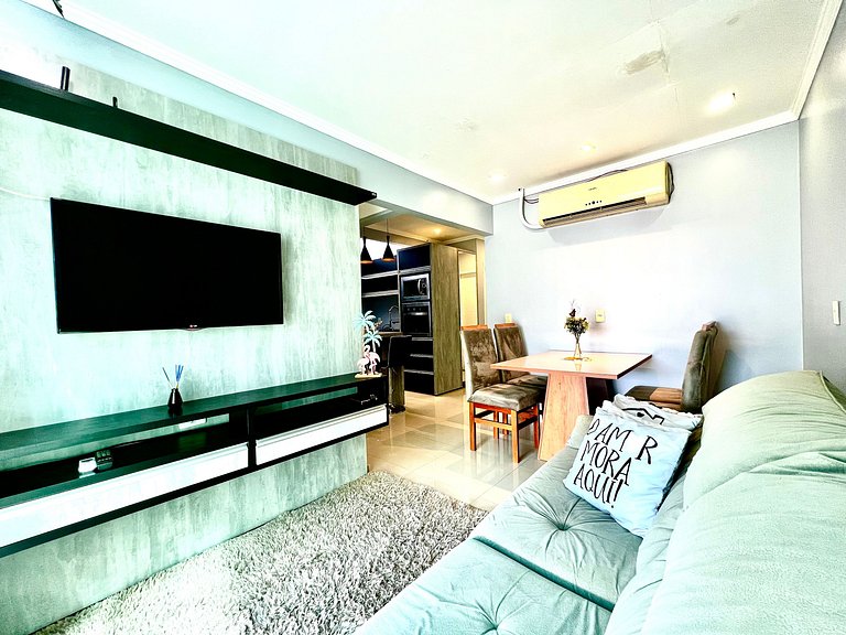 Casa com Piscina Ótima Localização para tudo