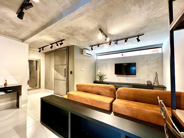 Casa com Piscina e churrasqueira 5 min do Centro