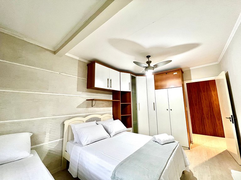 Casa com Piscina e churrasqueira 5 min do Centro