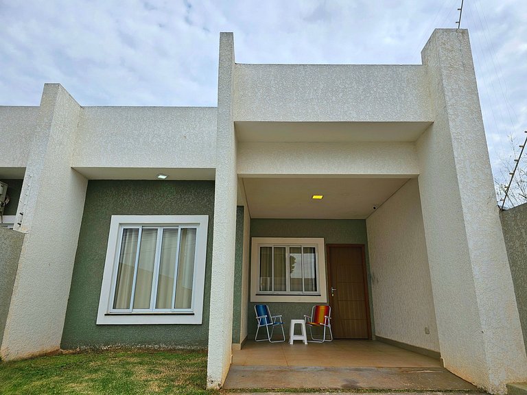 Casa Familiar 3 quartos prox Cataratas e Shopping