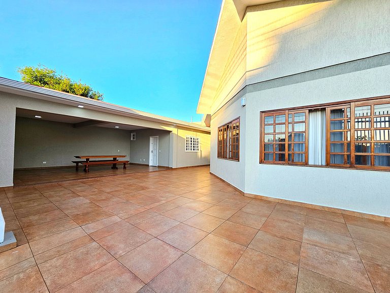 Casa Bairro Nobre prox Cataratas e Centro