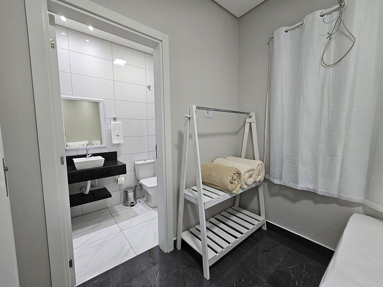 Casa 176 NOVA c banheira prox Cataratas e Argentin