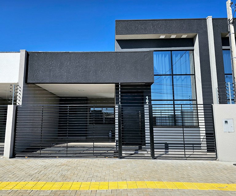 Casa 176 NOVA c banheira prox Cataratas e Argentin