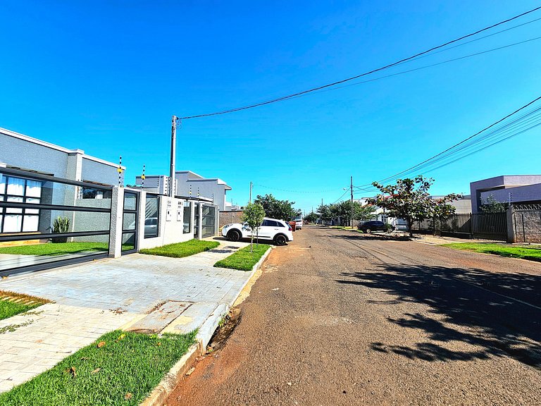 Casa Piscina próximo Cataratas/Aeroporto/Argentina