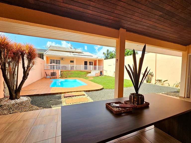 Casa 4 quartos Piscina prox Paraguai e Itaipu