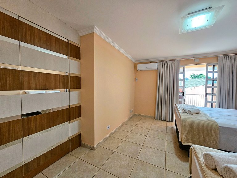 Casa 4 quartos Piscina prox Paraguai e Itaipu