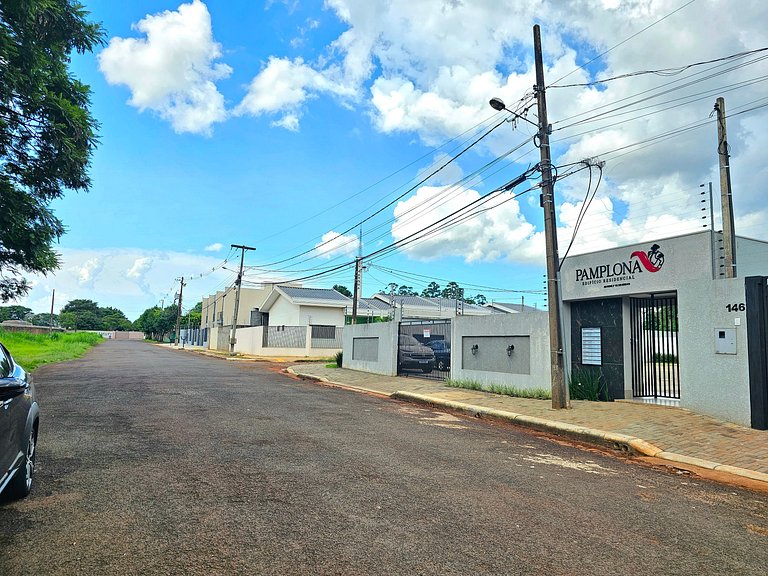 Apt Novo 2 quartos lado Rodoviaria prox Paraguai