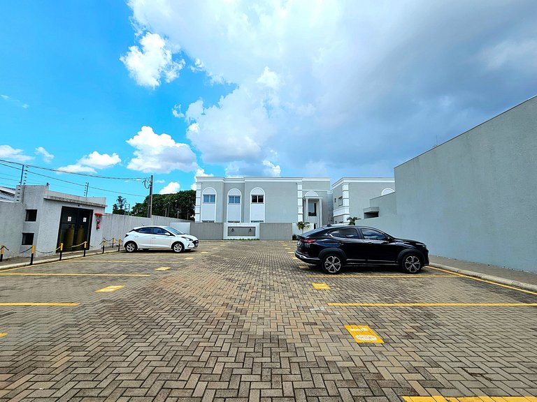 Apt Novo 2 quartos lado Rodoviaria prox Paraguai