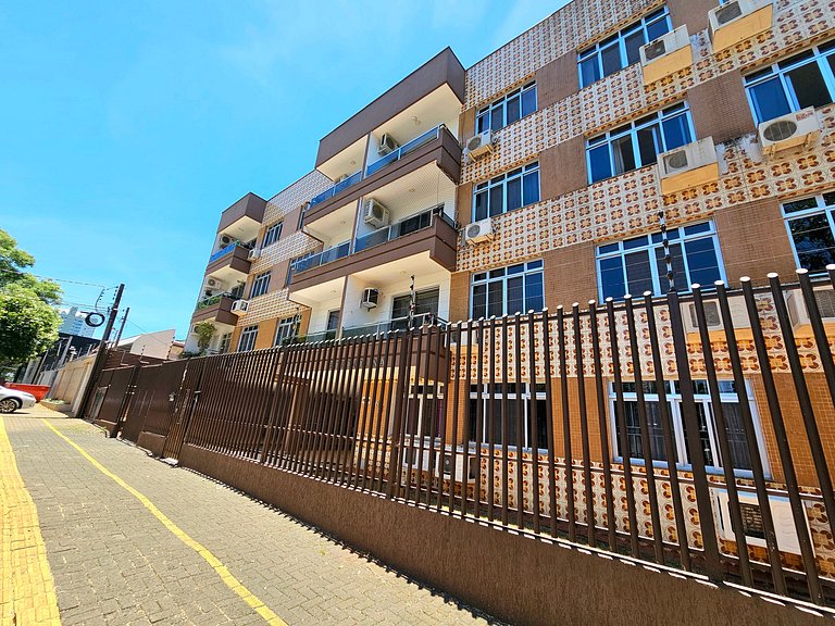Apt Centro de Foz, para até 8 pessoas com garagem
