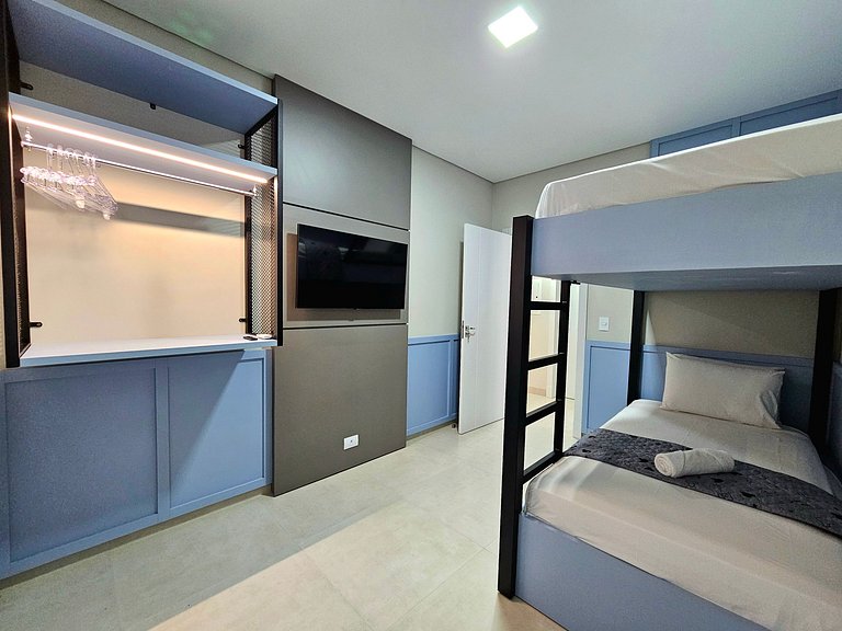 Casa Alto Padrão Novíssima 3 quartos