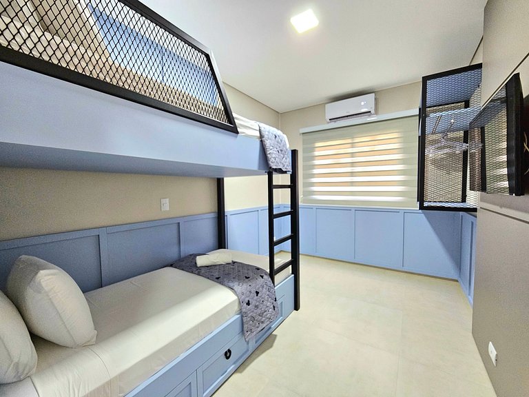 Casa Alto Padrão Novíssima 3 quartos