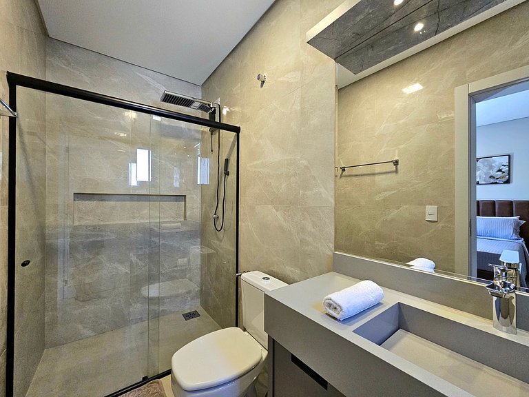 Casa Alto Padrão Novíssima 3 quartos