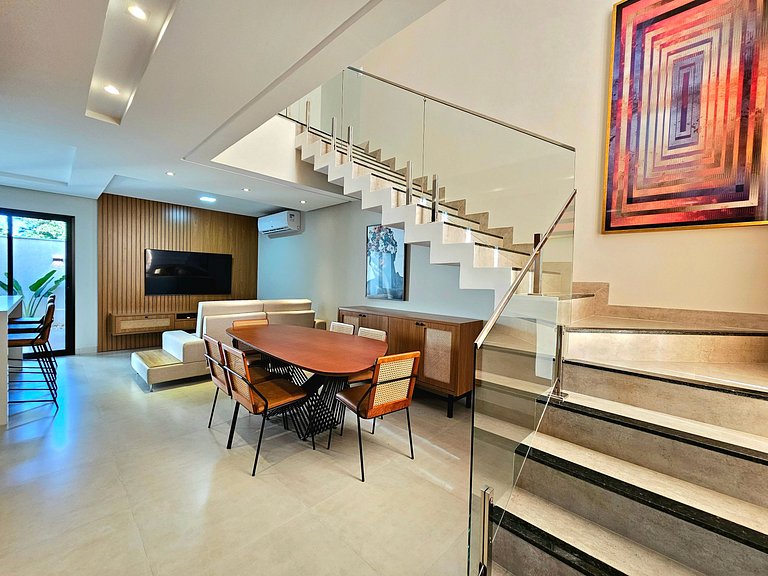 Casa Alto Padrão Novíssima 3 quartos