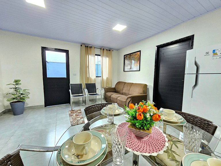 Casa 3 quartos com 6 camas - bairro tranquilo