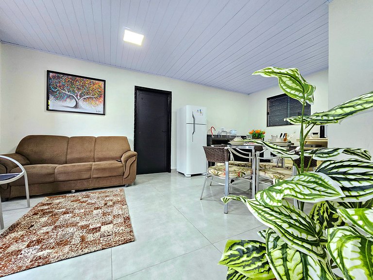 Casa 3 quartos com 6 camas - bairro tranquilo