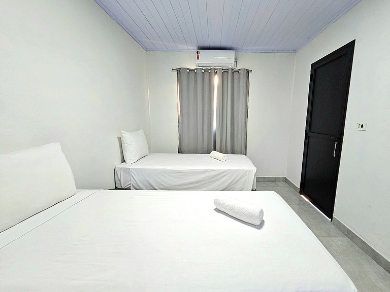 Casa 3 quartos com 6 camas - bairro tranquilo