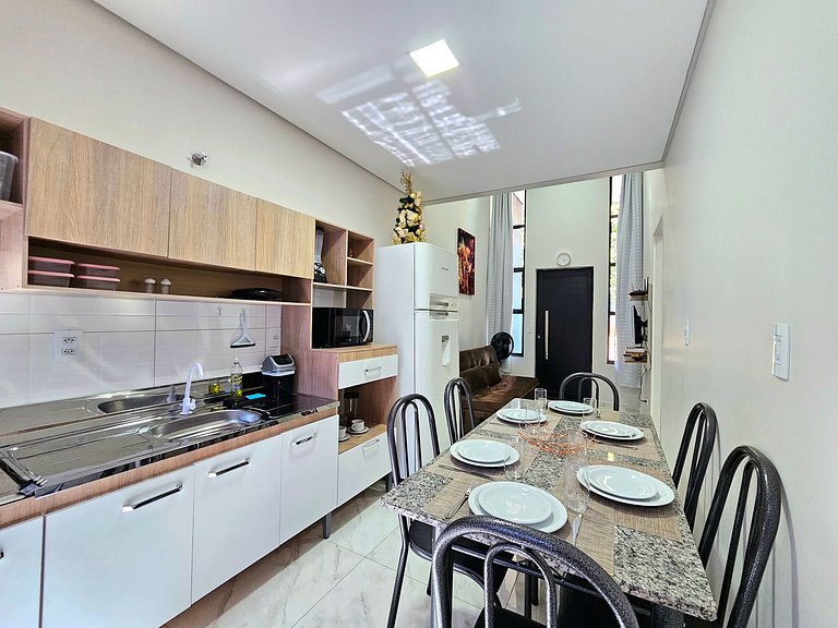 Casa NOVA para 06 pessoas prox Centro e Cataratas