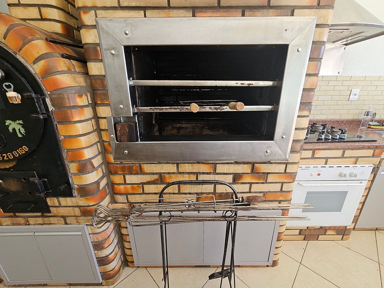 Casa 6 quartos Padrão TOP area nobre prox atrativo