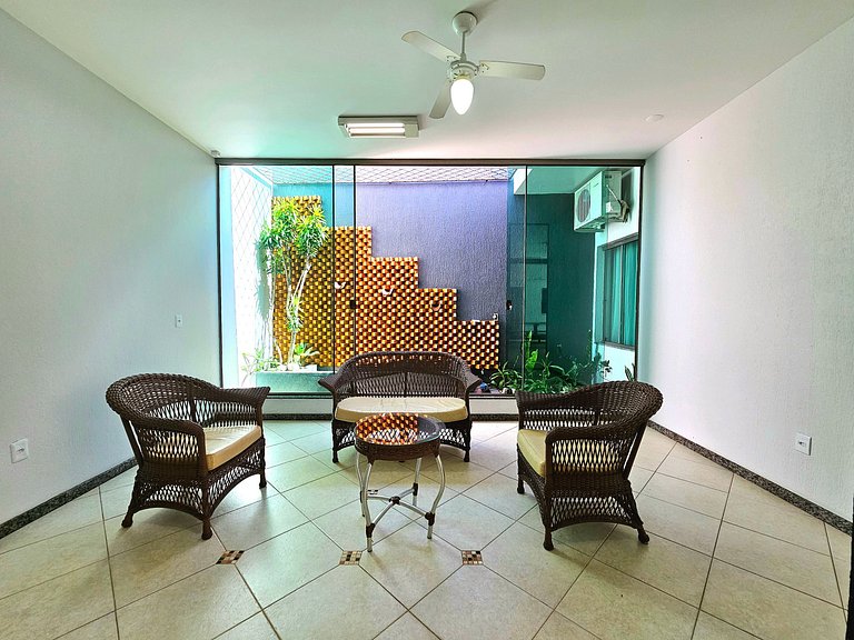 Casa 6 quartos Padrão TOP area nobre prox atrativo