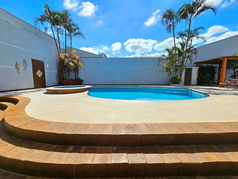 Casa 6 quartos Padrão TOP area nobre prox atrativo