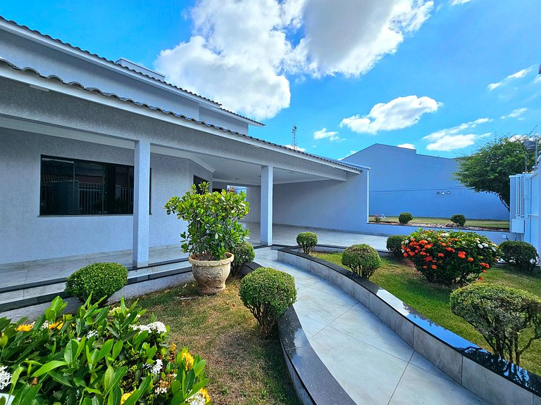 Casa 6 quartos Padrão TOP area nobre prox atrativo