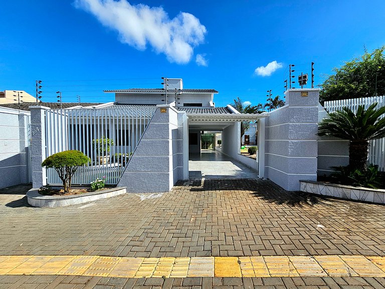 Casa 6 quartos Padrão TOP area nobre prox atrativo