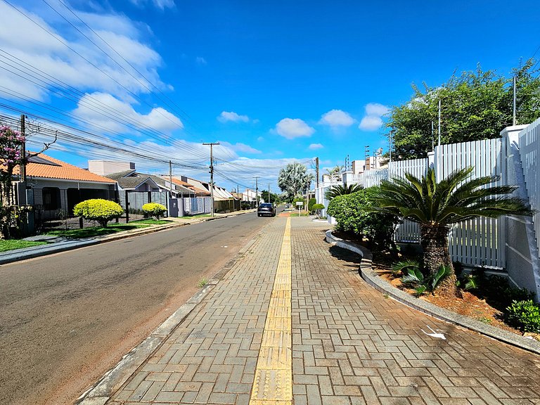 Casa 6 quartos Padrão TOP area nobre prox atrativo