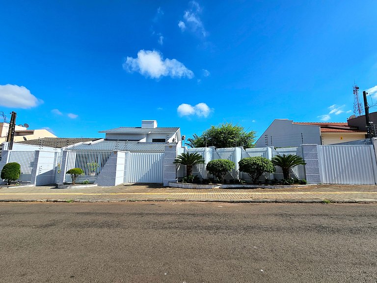 Casa 6 quartos Padrão TOP area nobre prox atrativo