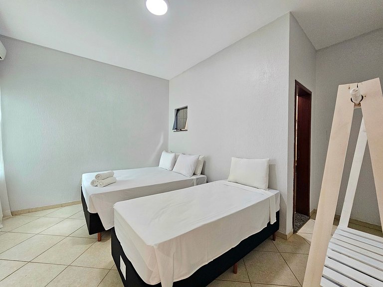 Casa 6 quartos Padrão TOP area nobre prox atrativo