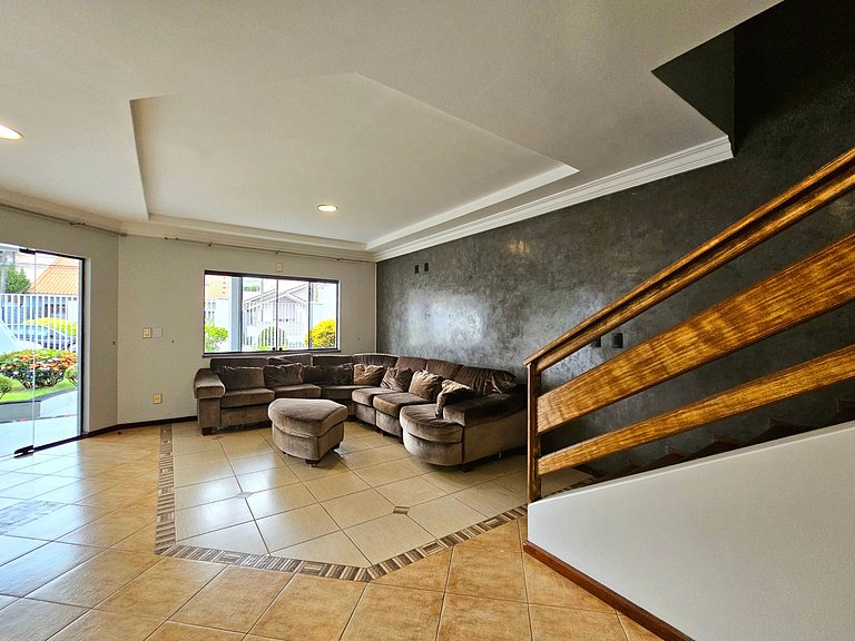 Casa 6 quartos Padrão TOP area nobre prox atrativo