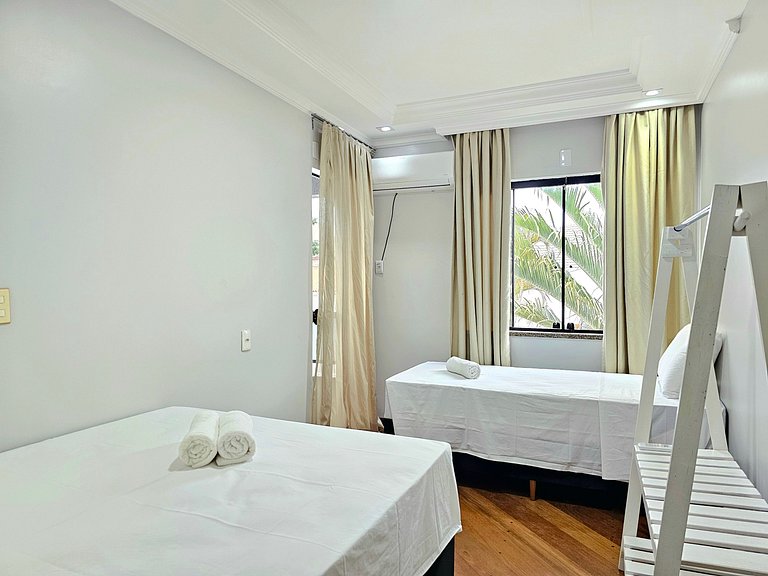 Casa 6 quartos Padrão TOP area nobre prox atrativo
