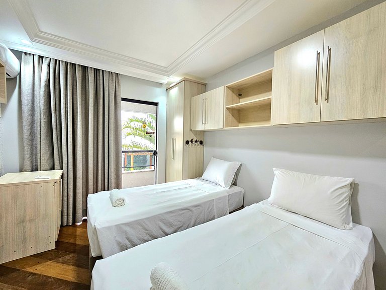 Casa 6 quartos Padrão TOP area nobre prox atrativo