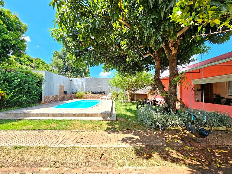 Casa4 quartos Piscina prox Centro e Cataratas