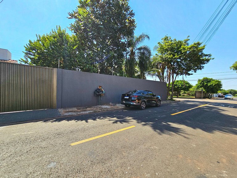 Casa 2 quartos 2 banheiros em meio a Área Verde