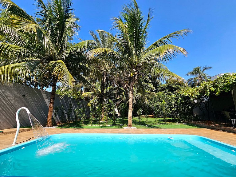 Casa 2 quartos 2 banheiros em meio a Área Verde