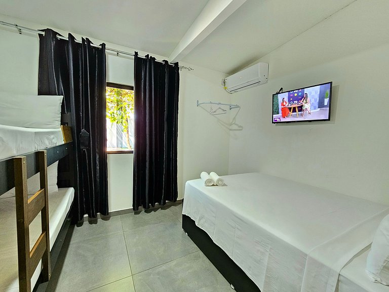 Casa 2 quartos 2 banheiros em meio a Área Verde