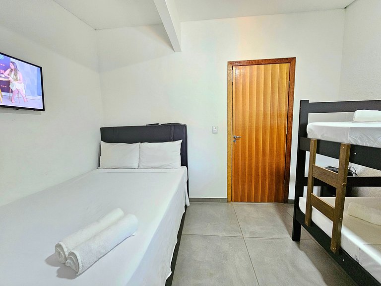 Casa 2 quartos 2 banheiros em meio a Área Verde