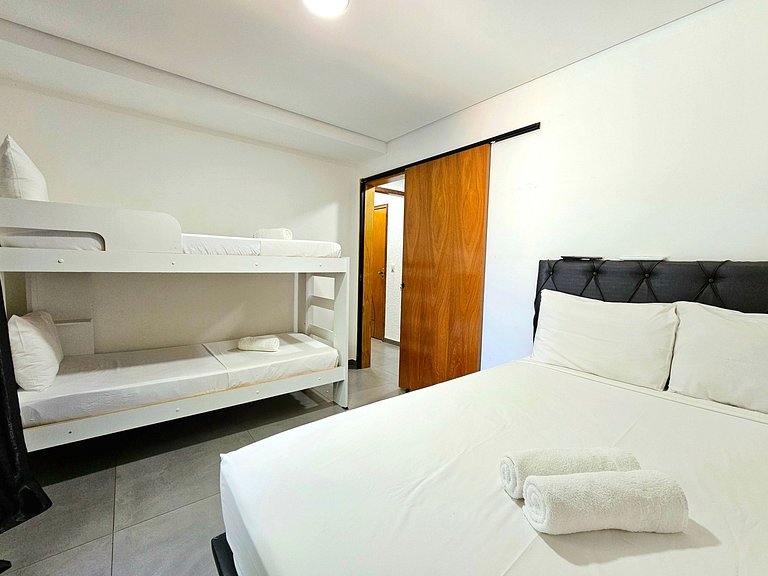 Casa 2 quartos 2 banheiros em meio a Área Verde