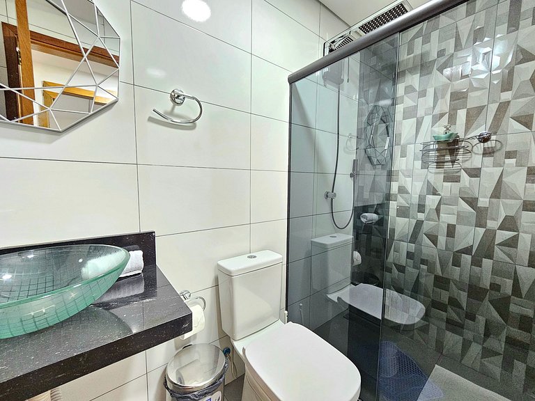 Casa 2 quartos 2 banheiros em meio a Área Verde