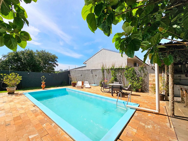 Casa Familiar 4 quartos Piscina região Central Foz