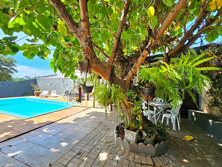 Casa Familiar 4 quartos Piscina região Central Foz