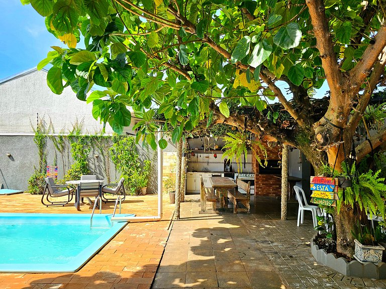 Casa Familiar 4 quartos Piscina região Central Foz