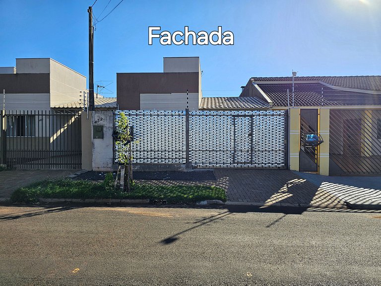 Casa prox Centro e Cataratas com 3 Quartos 2wc