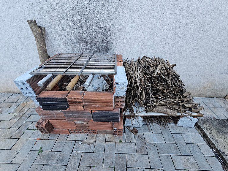 Casa prox Centro e Cataratas com 3 Quartos 2wc