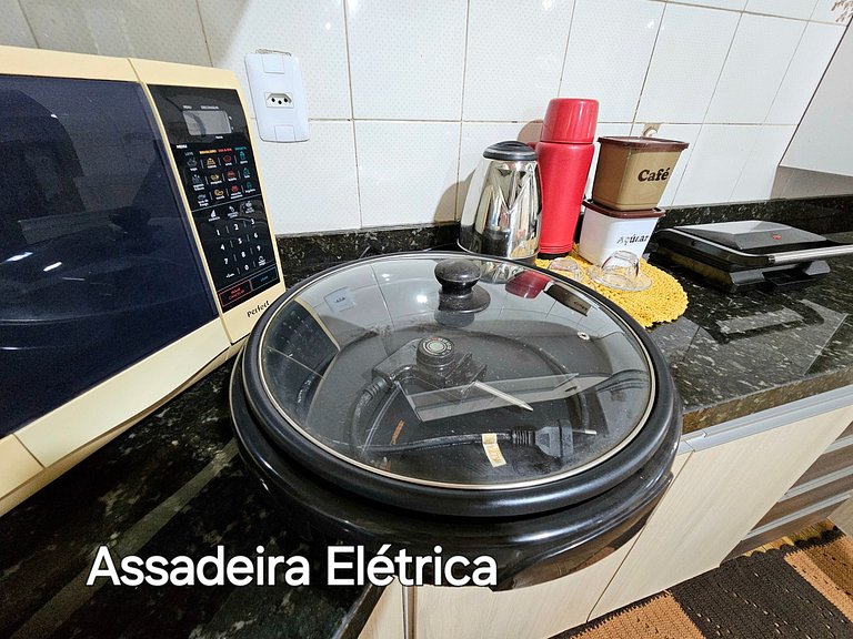 Casa Familiar Espaço Amplo com churrasqueira