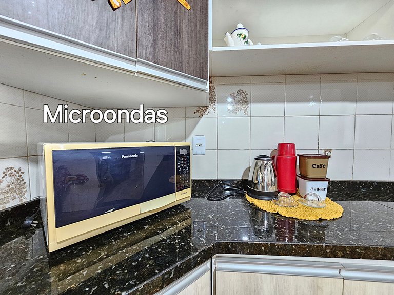 Casa Familiar Espaço Amplo com churrasqueira